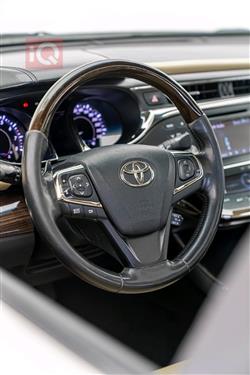 تويوتا أفالون